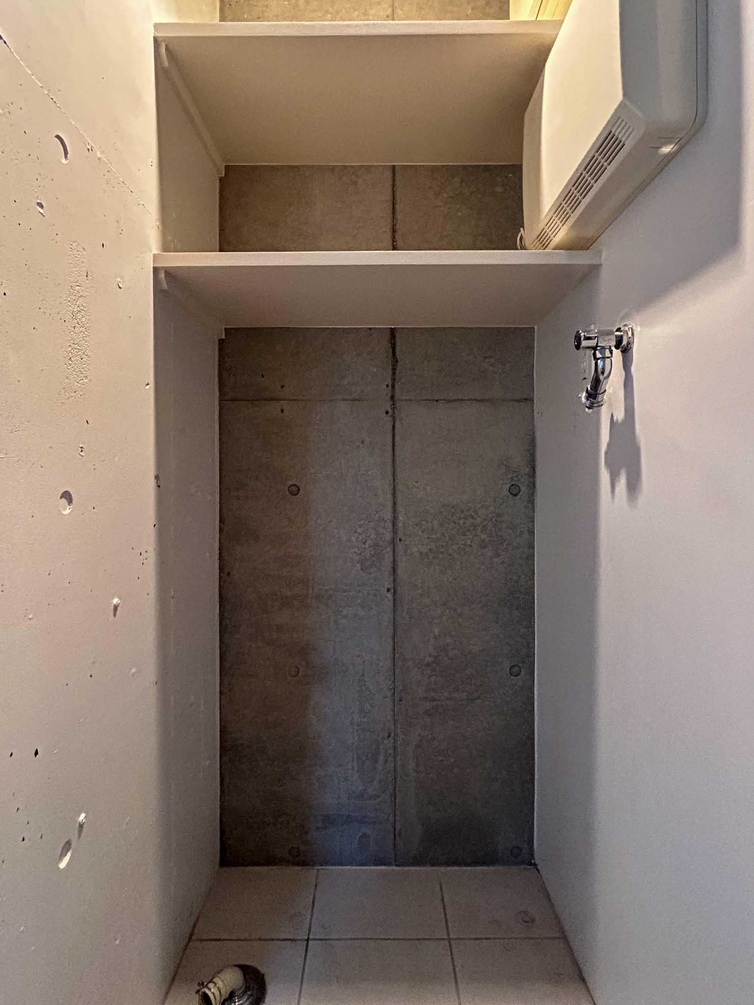 世田谷区世田谷の賃貸物件/2階：洗濯機置き場