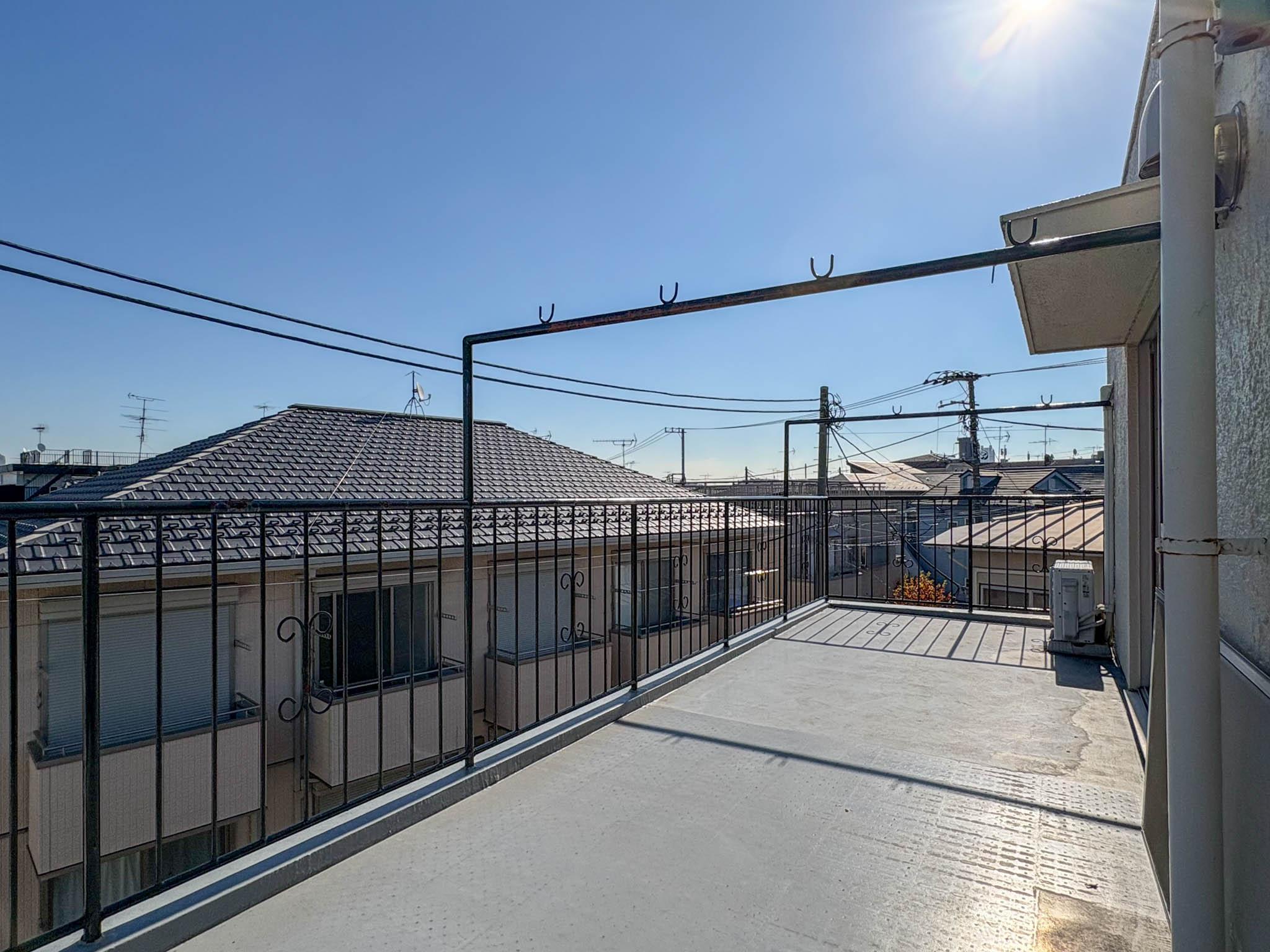 世田谷区代田の賃貸物件/広々としたルーフバルコニー