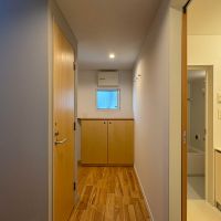 杉並区井草の賃貸物件/1階廊下。水回りへの動線もスムーズ