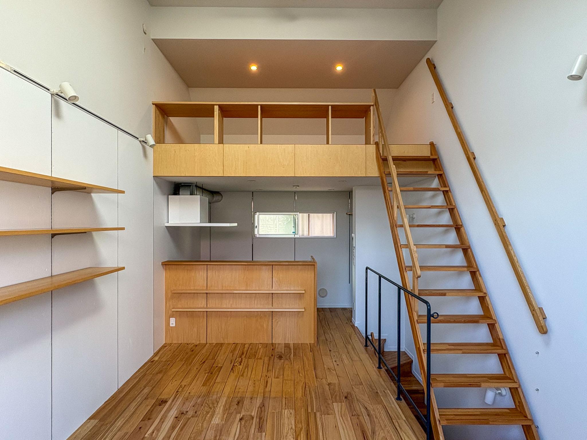 杉並区井草の賃貸物件/1LDK+ロフト。開放感と機能性を両立した間取りのメゾネットタイプ