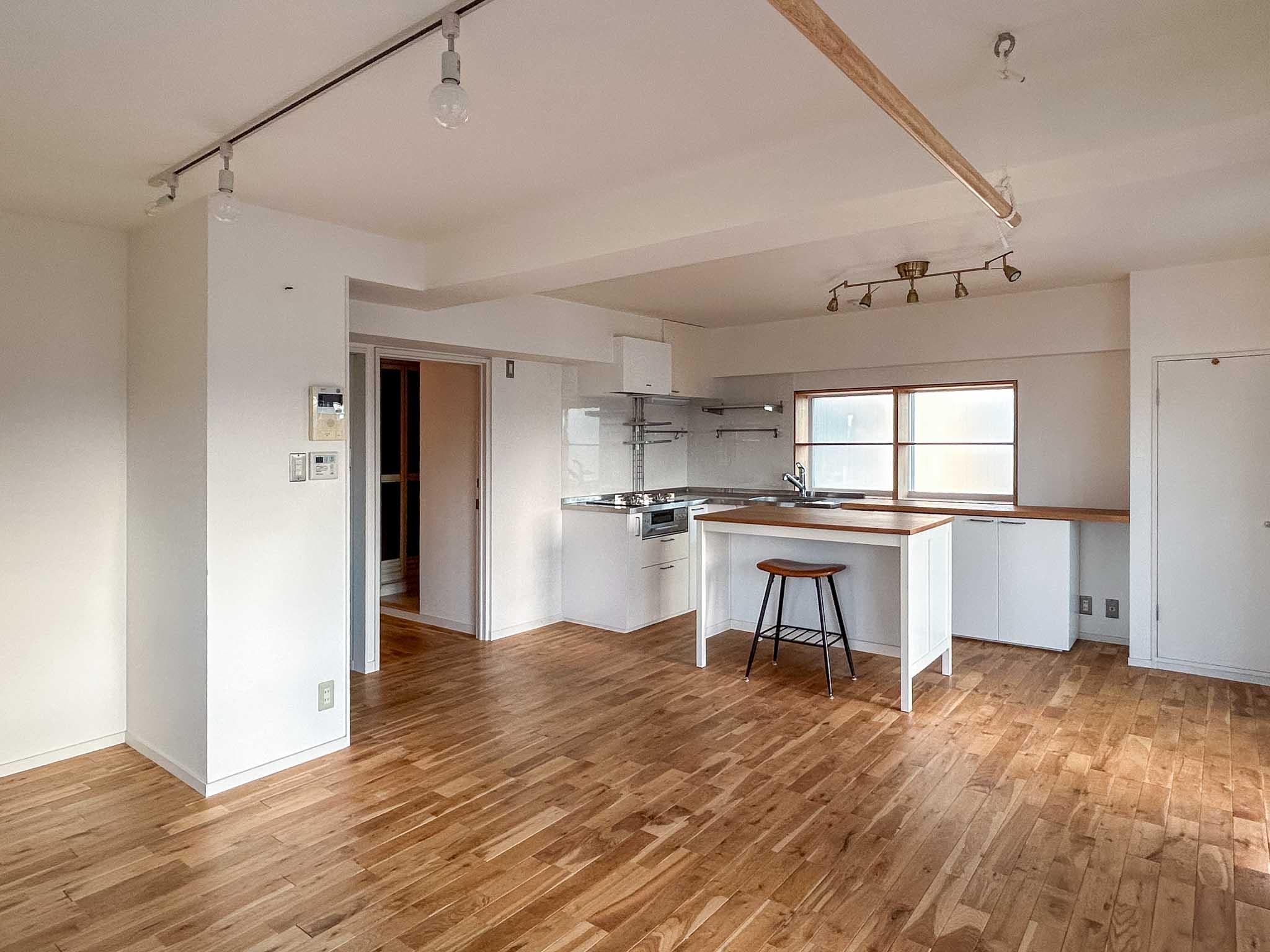 世田谷区玉川台の賃貸物件/キッチン側をみる