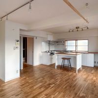 世田谷区玉川台の賃貸物件/キッチン側をみる