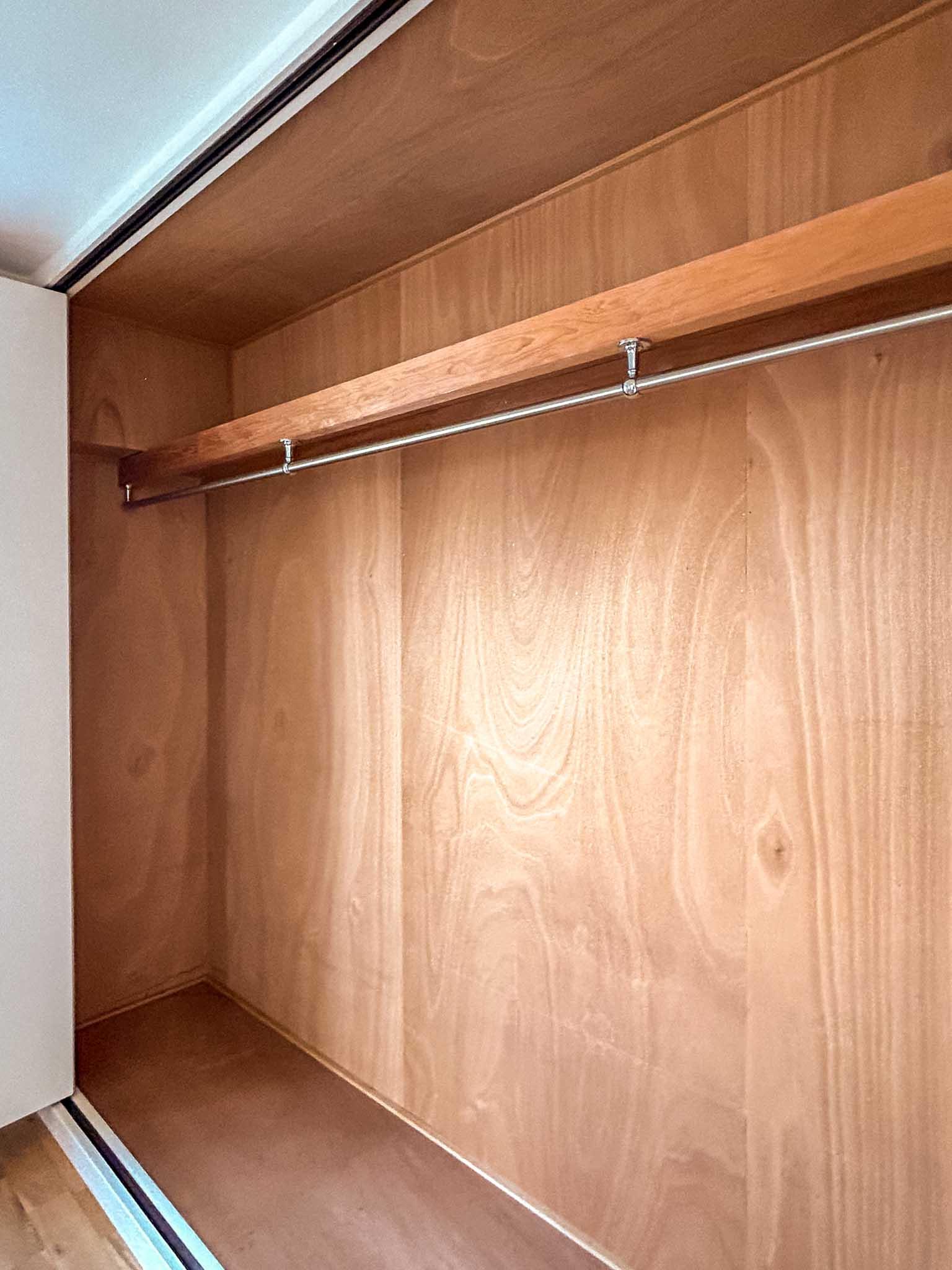 世田谷区玉川台の賃貸物件/壁一面の広いクローゼット