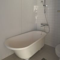 品川区北品川の賃貸物件/バスルーム。トイレが隣接しています。