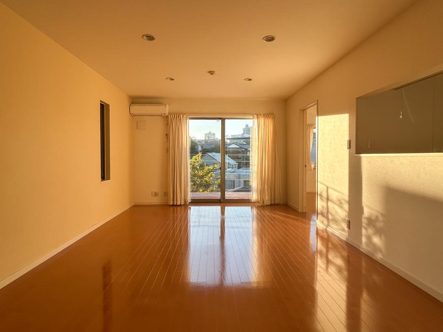 品川区北品川の賃貸物件/リビング。広々としたスペースです。