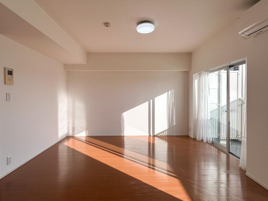 中野区東中野の賃貸物件/リビング別角度から