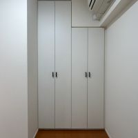 中野区東中野の賃貸物件/サービスルームにクローゼットがついています。