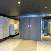 渋谷区富ヶ谷の賃貸物件/オートロックのエントランス
