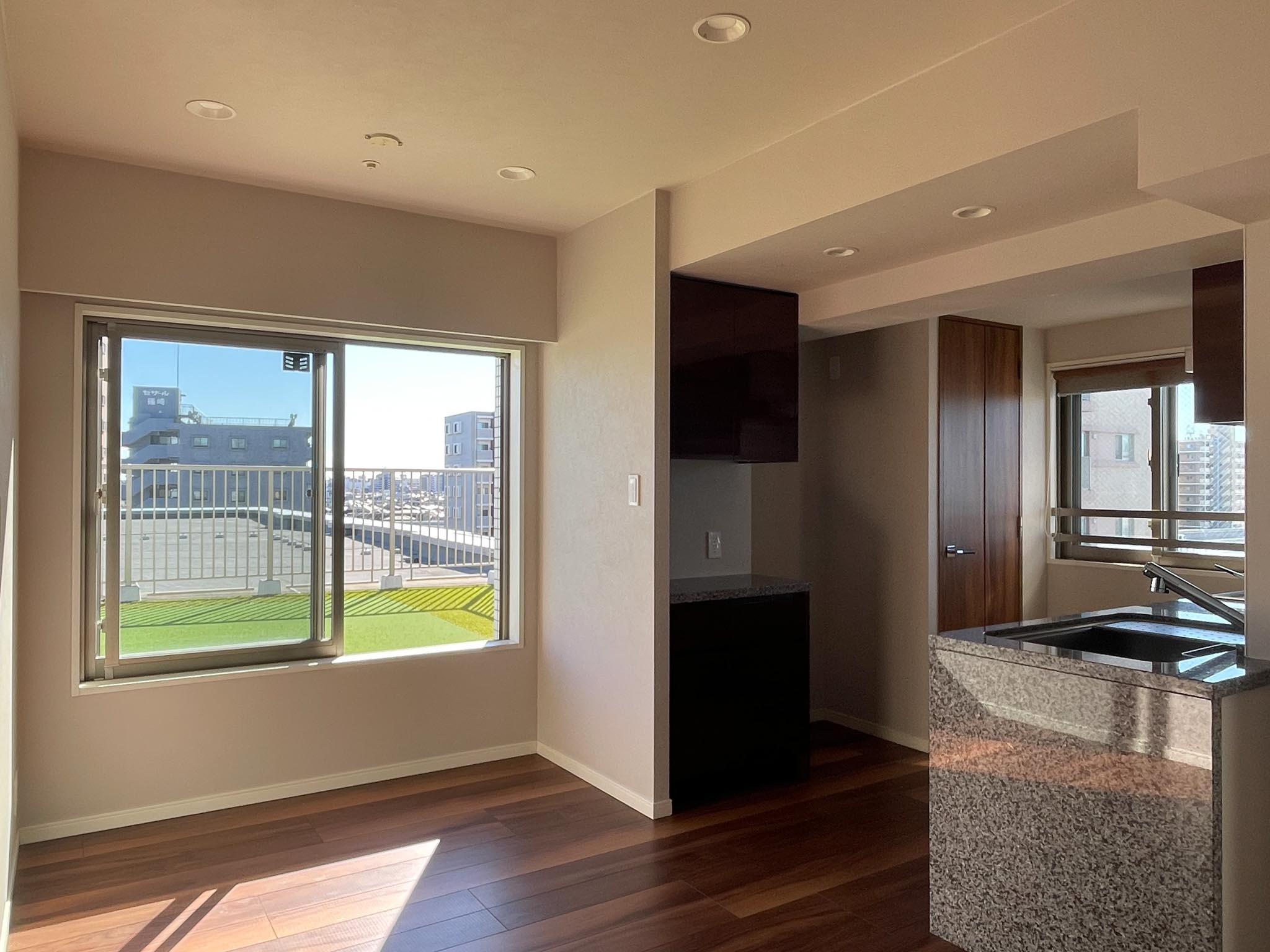 江戸川区篠崎町の賃貸物件/リビングを南に向かって