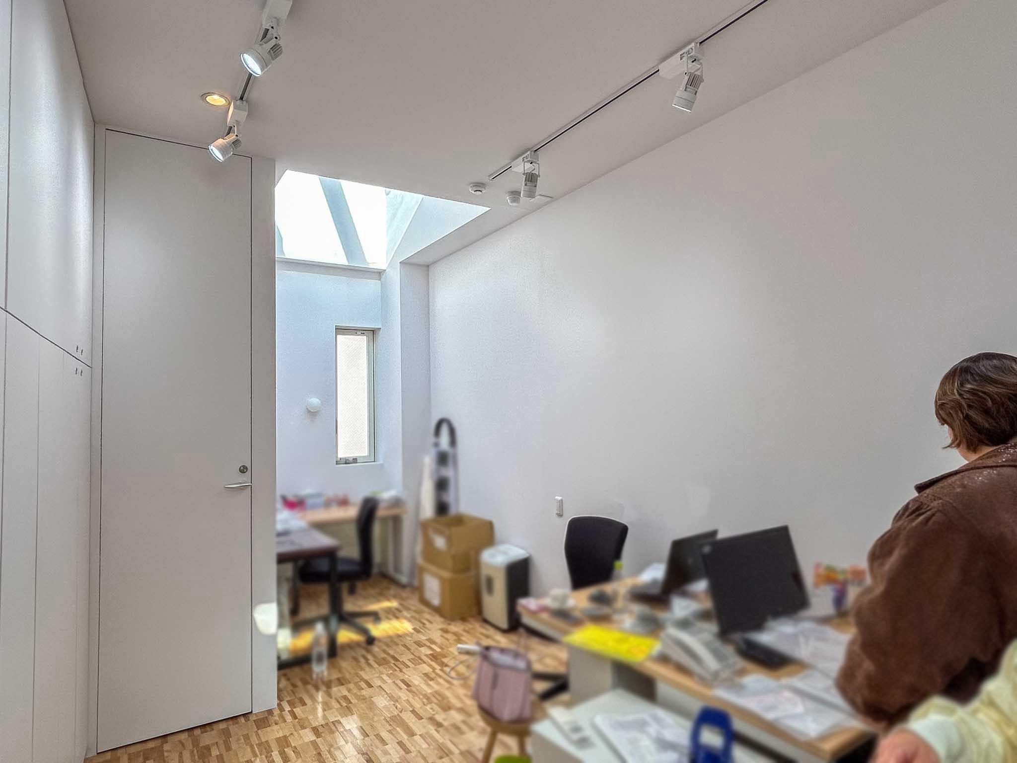 港区南青山の賃貸物件/4階：北側のスペース