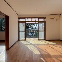 千葉県船橋市東中山の賃貸物件/リビングはオークのフローリングを今回新しく貼りました