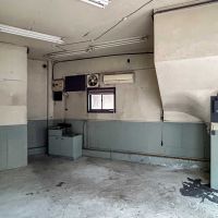 江東区永代の賃貸物件/1階：天井高は2.8mほど。部屋の奥に水回りがまとまっています