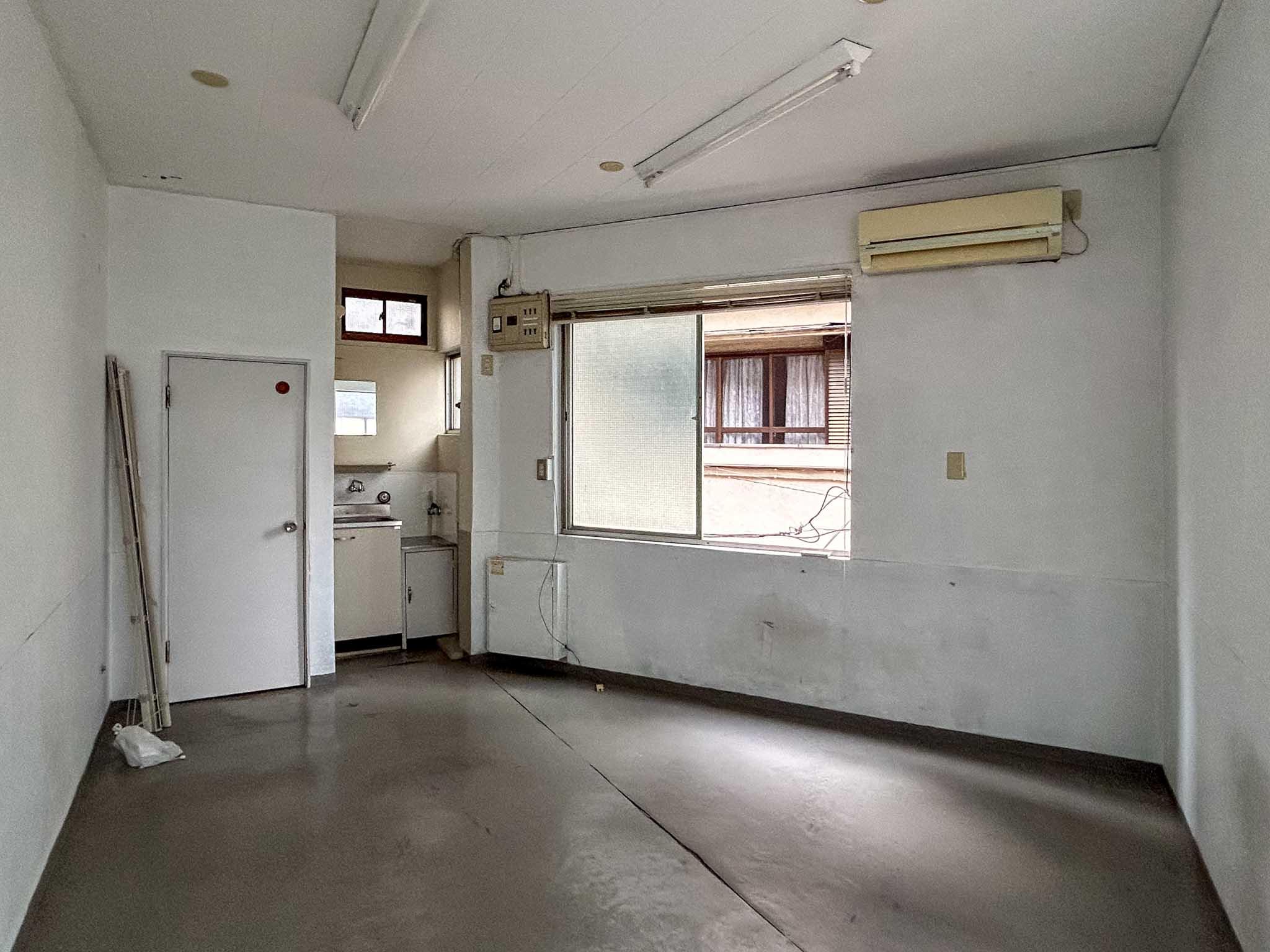 江東区永代の賃貸物件/2階：南側をみる