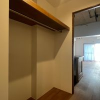文京区小石川の賃貸物件/廊下にオープンクローゼットがあります