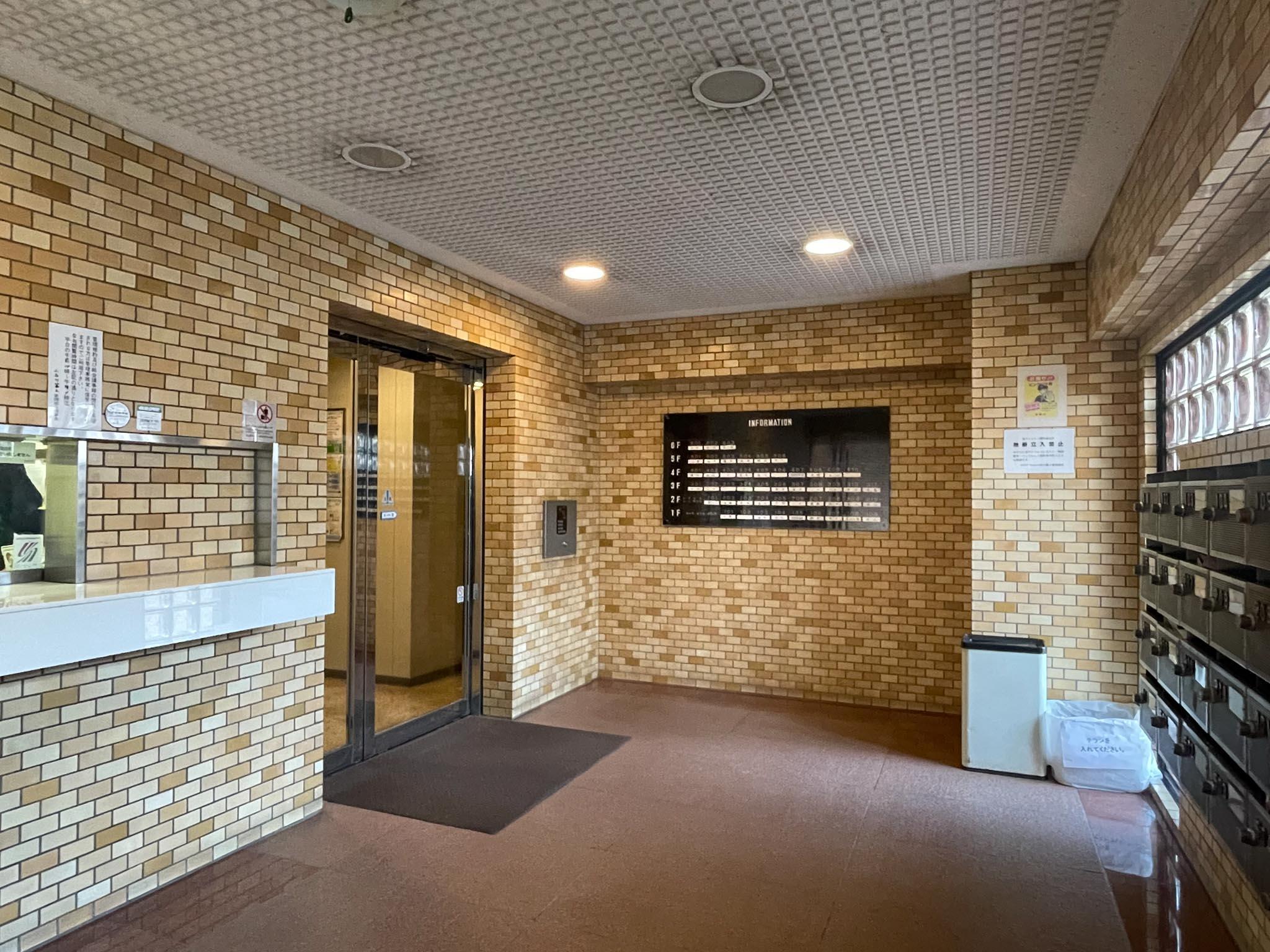 文京区小石川の賃貸物件/オートロックのエントランス