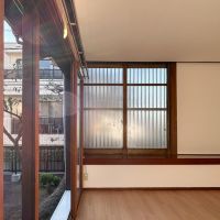 目黒区柿の木坂の賃貸物件/晴れた日は窓を開け、風を感じながら日向ぼっこできちゃいます。