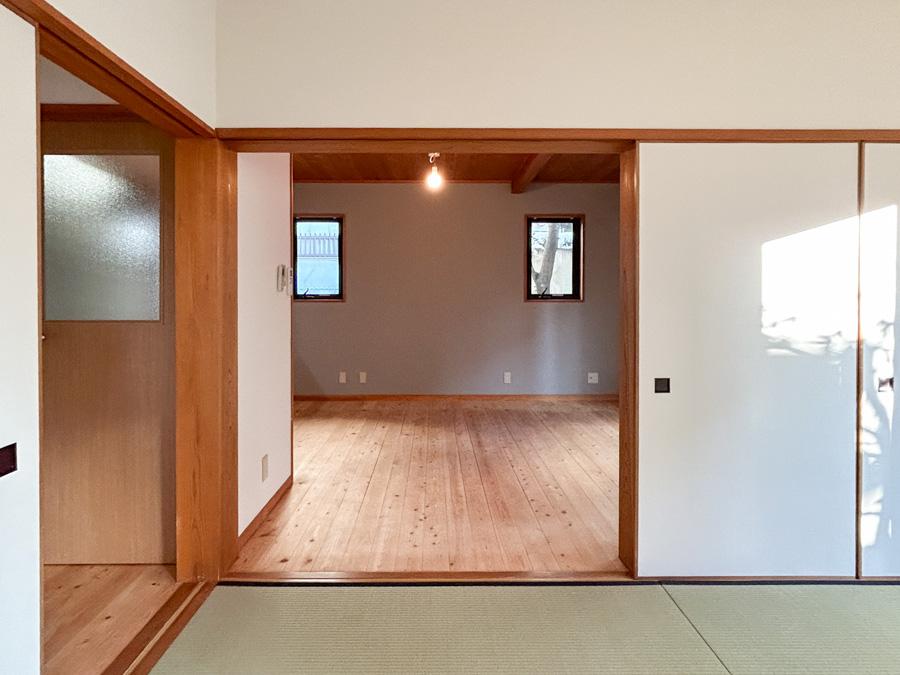 目黒区柿の木坂の賃貸物件/襖を開けるとリビングに続きます