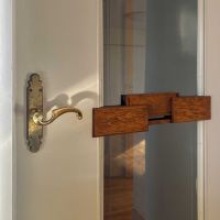 板橋区高島平の賃貸物件/レトロな雰囲気が残る建具