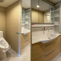 新宿区弁天町の賃貸物件/トイレと洗面台