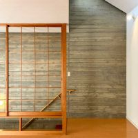 杉並区成田西の賃貸物件/2階：リビングの北側は少し天井が上がっています