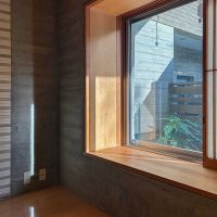 杉並区成田西の賃貸物件/1階：腰かけたくなる窓辺