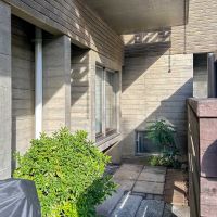 杉並区成田西の賃貸物件/少し奥まったところに玄関があります