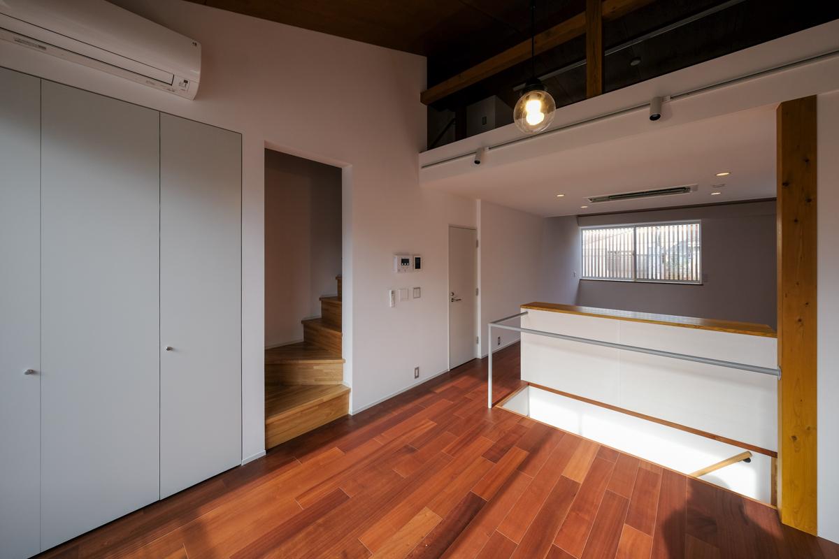 武蔵野市吉祥寺南町の賃貸物件/C号室：LDKはガス温水床暖房が導入されている