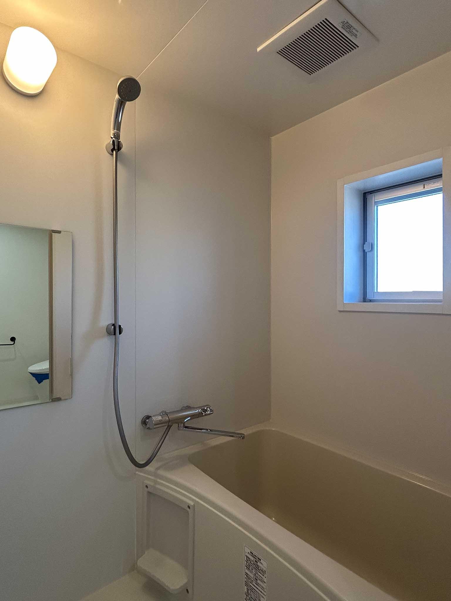 足立区東綾瀬の賃貸物件/306号室、412号室：浴室