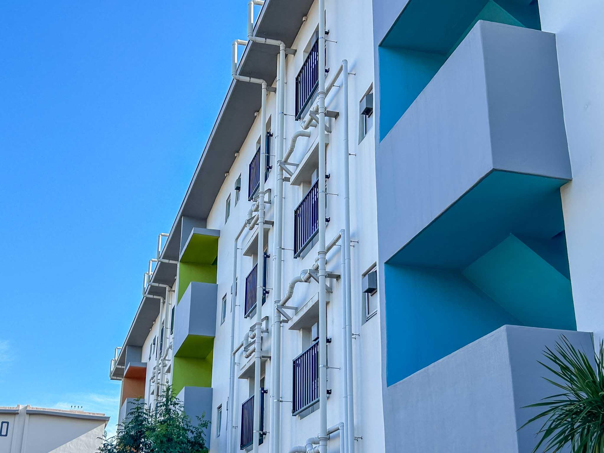 足立区東綾瀬の賃貸物件/カラーリングが鮮やか