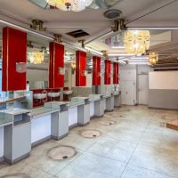 荒川区西尾久の賃貸物件/スタイリングチェアは撤去済みですが、それ以外は営業当時のまま