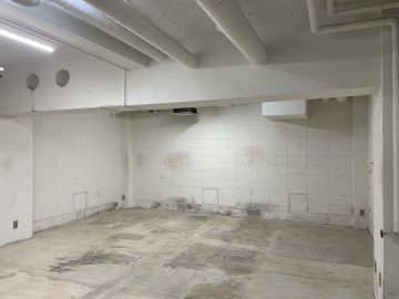 中央区日本橋小伝馬町の賃貸物件/白くて静かな実験室