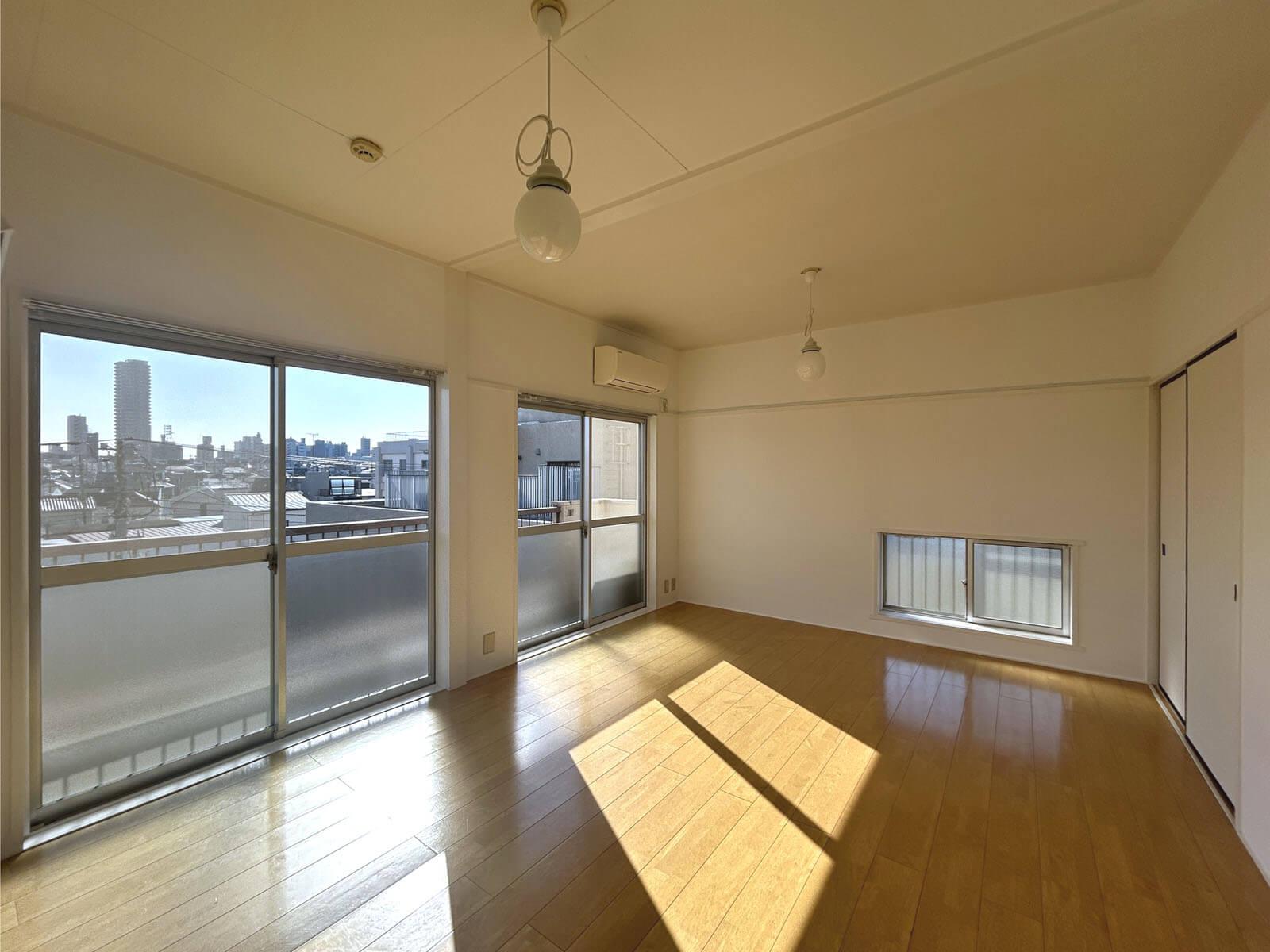 世田谷区駒沢の賃貸物件/サンサンと光を浴びエネルギッシュな気に満ちた部屋