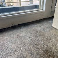 渋谷区恵比寿南の賃貸物件/コンクリートの凹凸をあえて残した、ラフな床