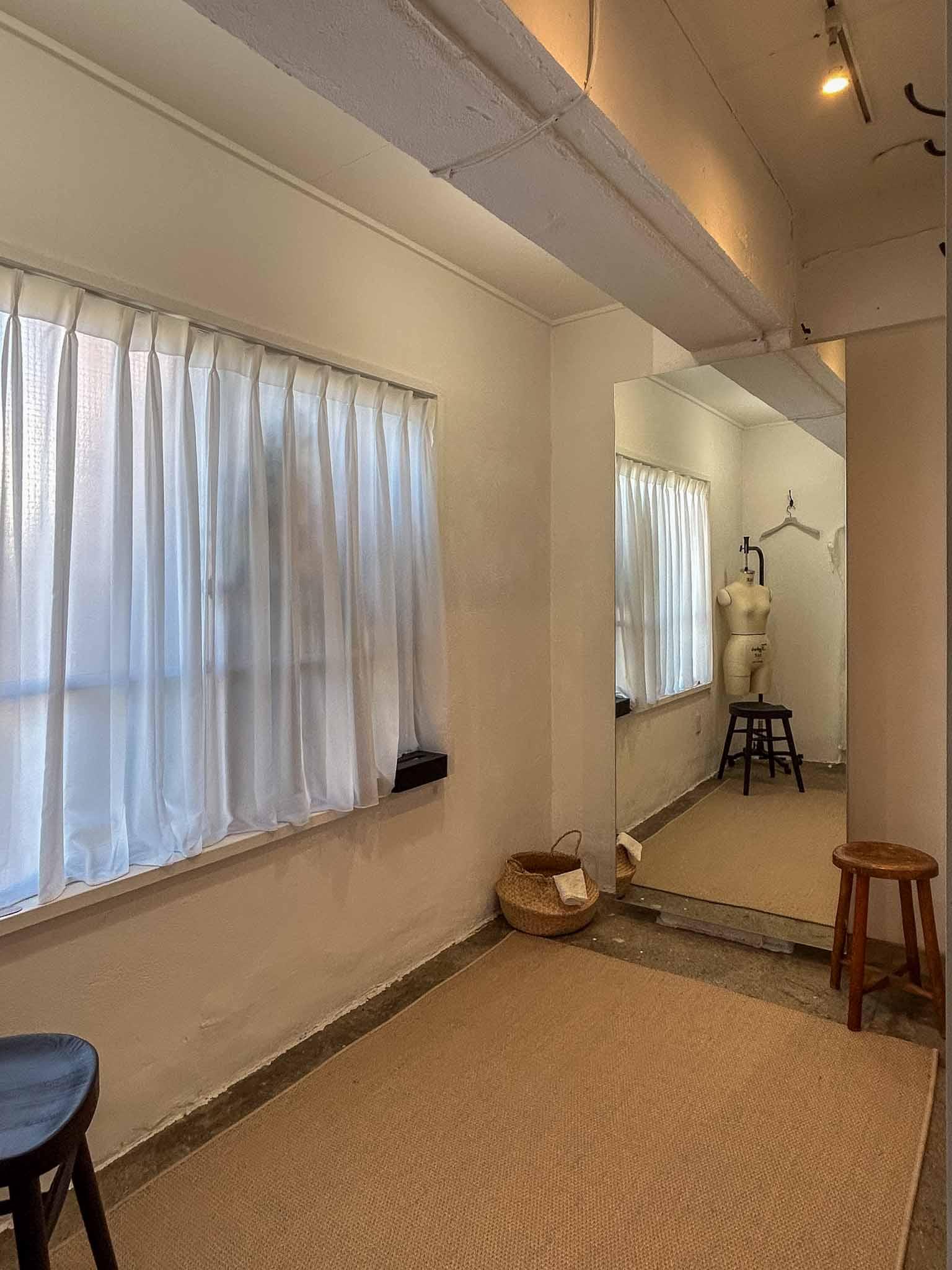 渋谷区恵比寿南の賃貸物件/部屋の一番奥にある小部屋