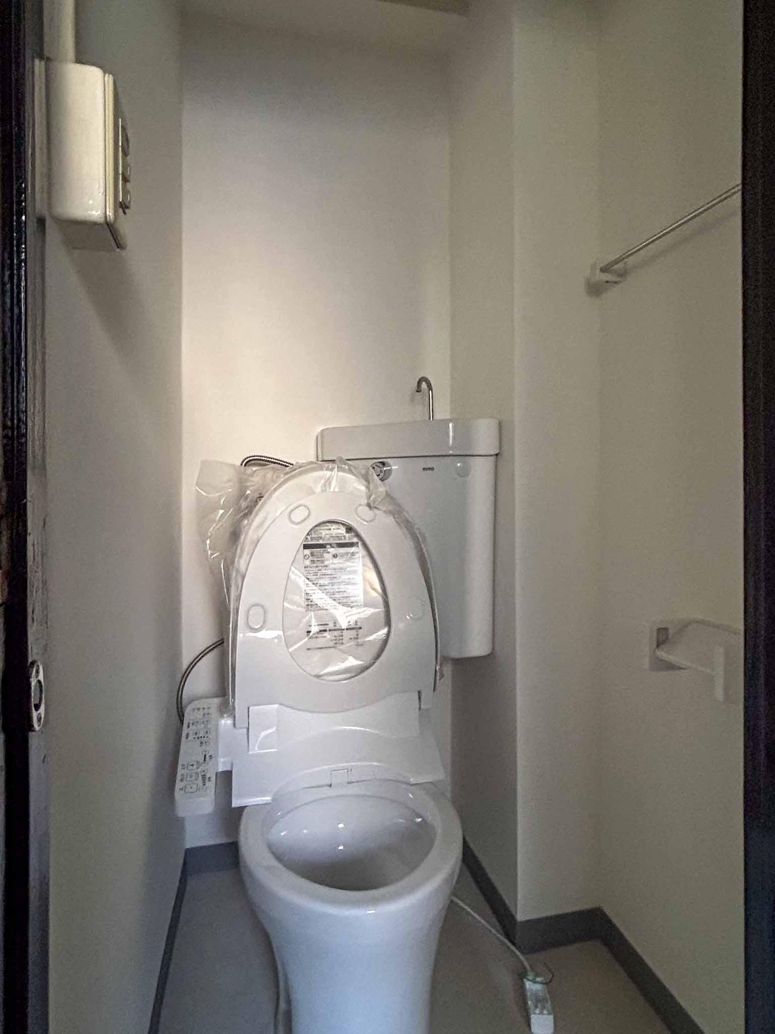 渋谷区千駄ヶ谷の賃貸物件/2階・3階：ウォシュレットトイレ