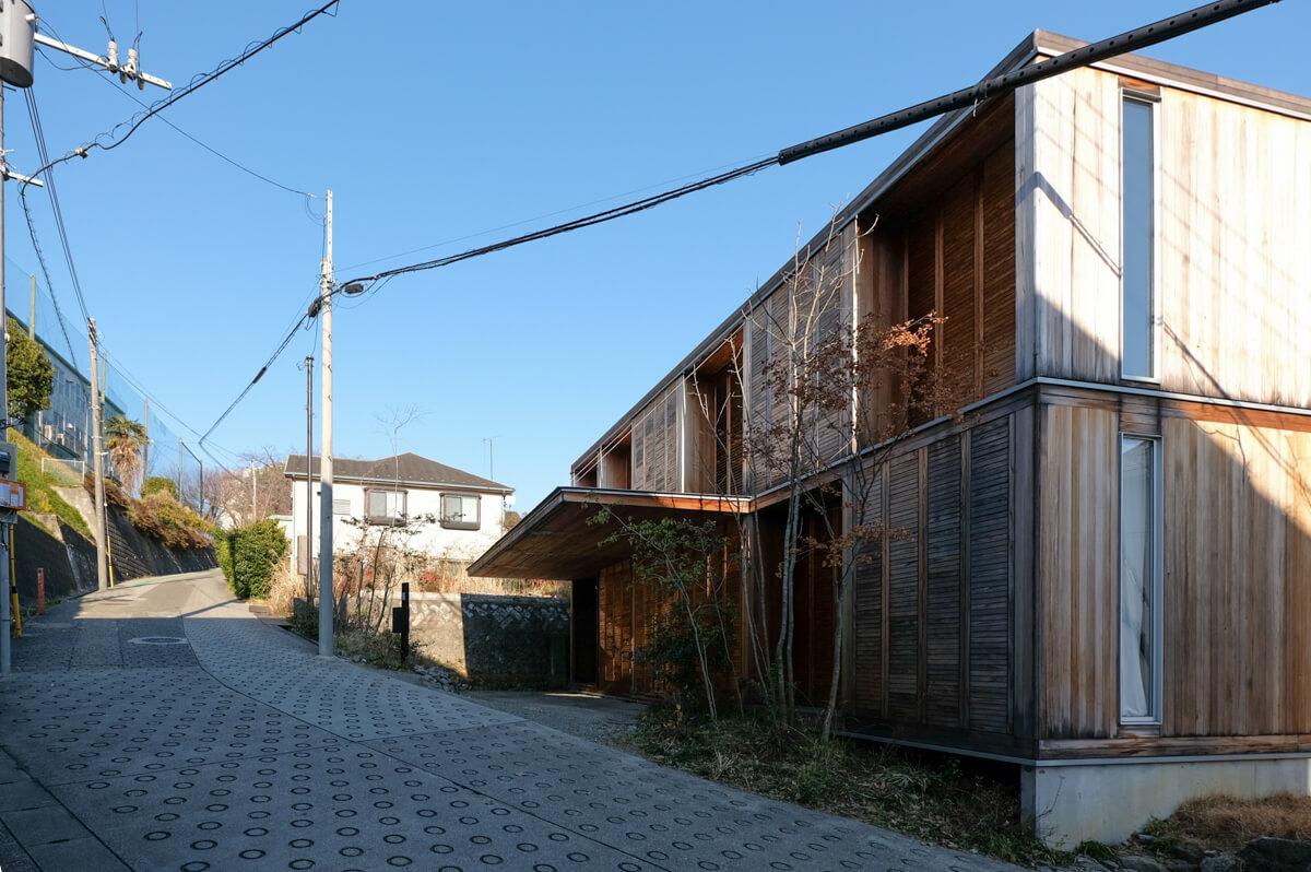 神奈川県横浜市港北区菊名の売買物件/この坂が学校の通学路になっています。