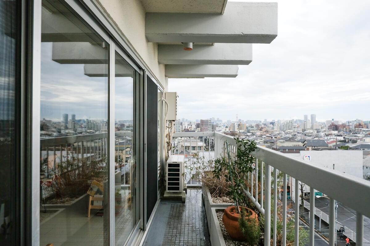目黒区東が丘の売買物件/バルコニーの向こうは、スコーーン！と抜けた眺望