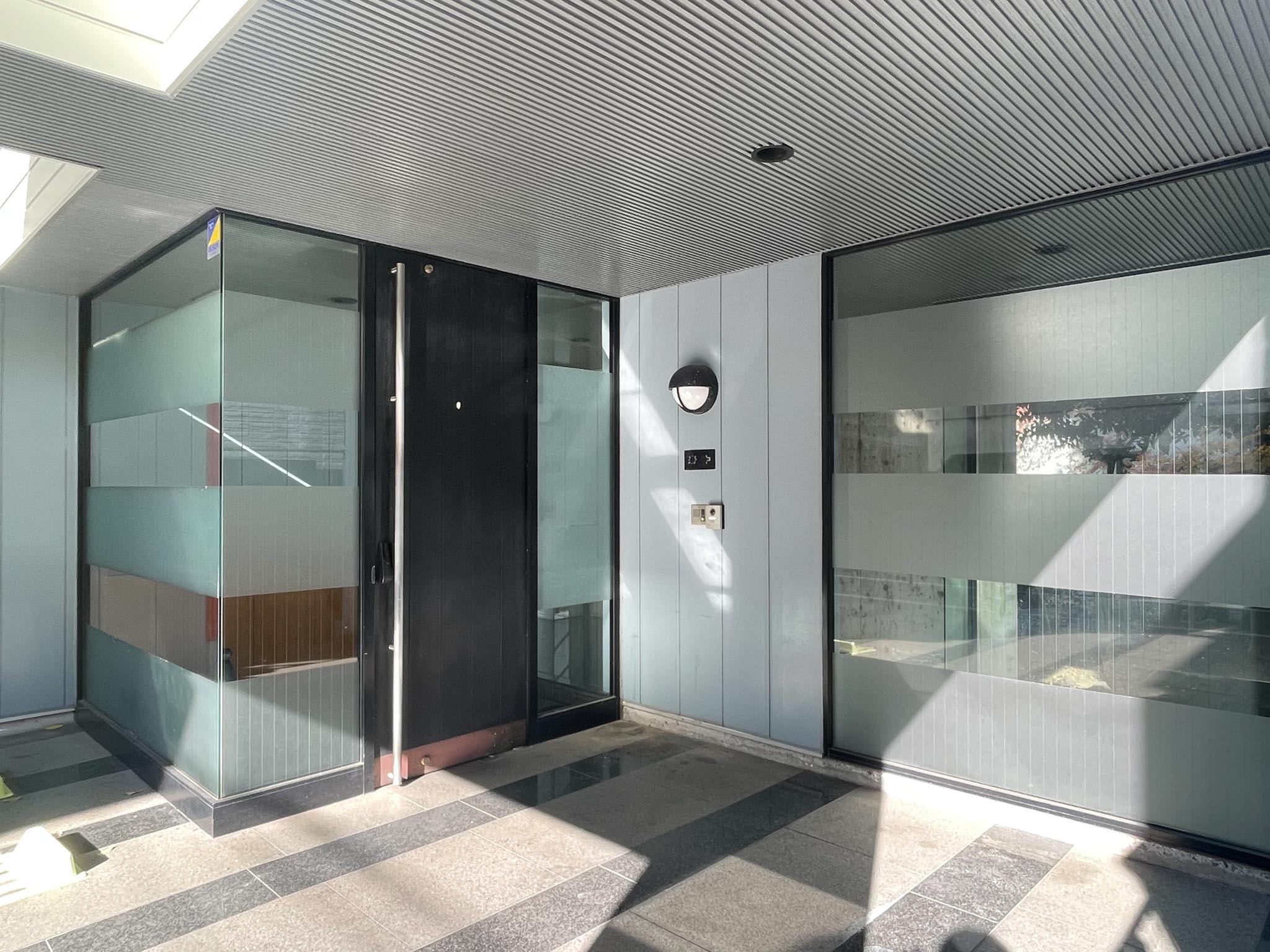 豊島区南長崎の賃貸物件/玄関外