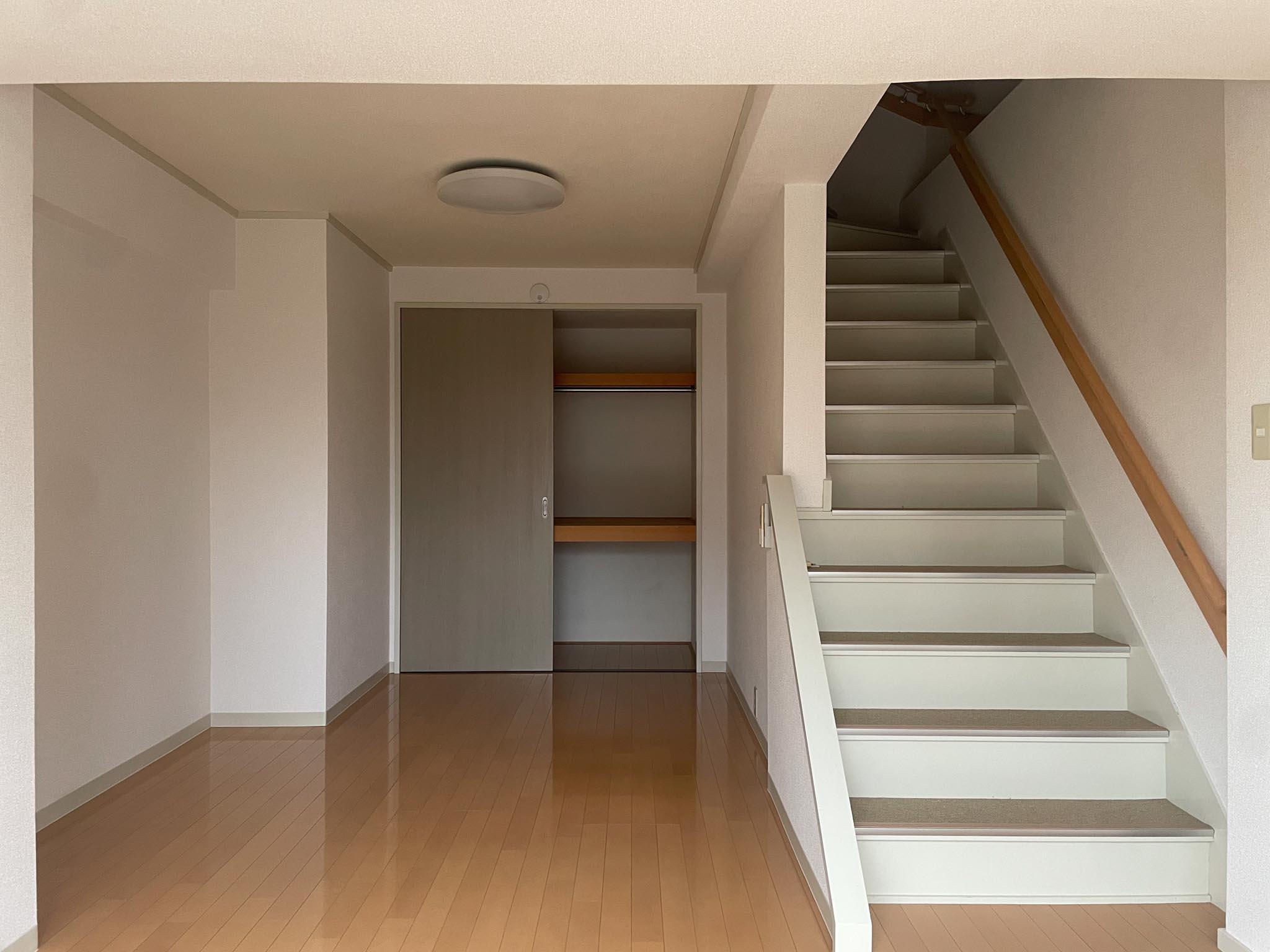 板橋区坂下の賃貸物件/下階：奥に押し入れがあります