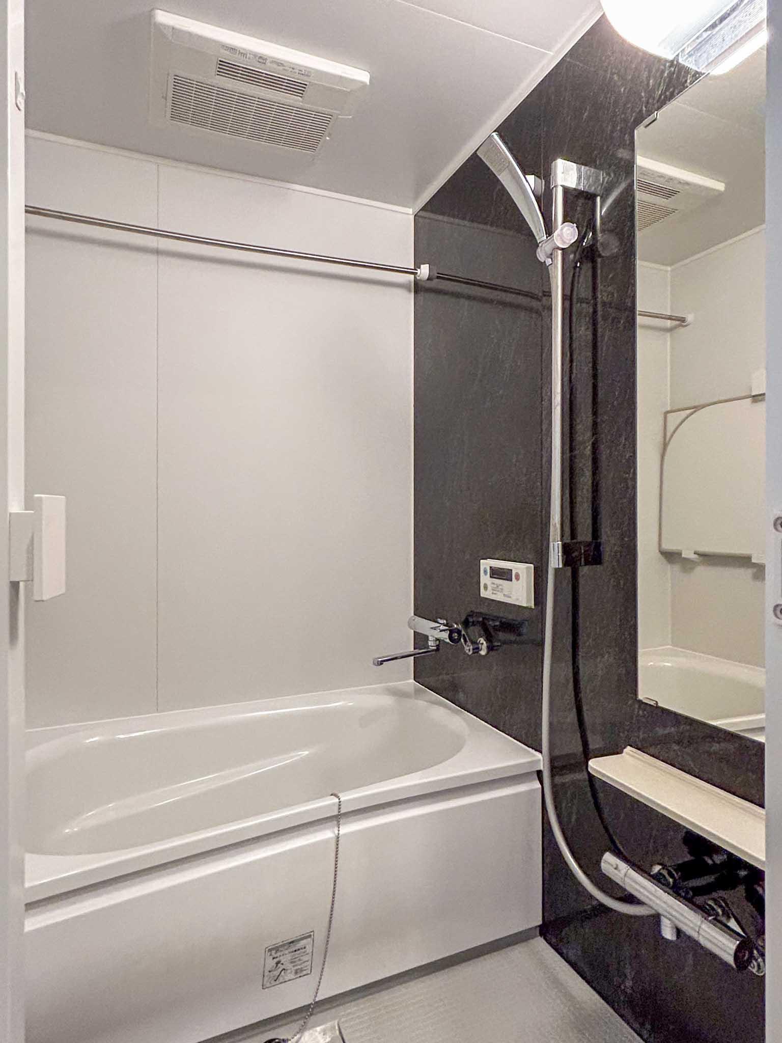 渋谷区幡ヶ谷の賃貸物件/浴室。浴室乾燥機付き