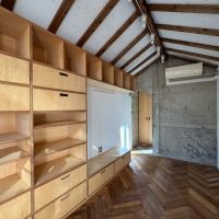 港区赤坂の売買物件/4階。壁一面の収納