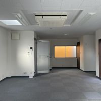 江東区亀戸の賃貸物件/3F：北に向かって。外階段がある分、2Fより少し狭いです