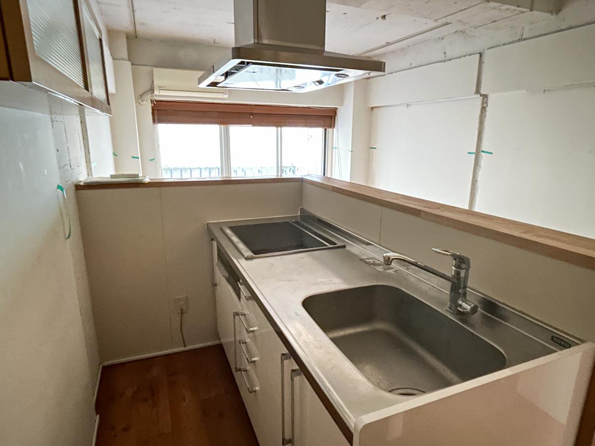 港区西麻布の賃貸物件/キッチン。コンロはIHです。