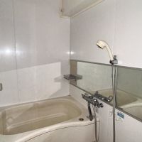 港区西麻布の賃貸物件/バスルーム。写真はクリーニング前のものです