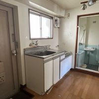 渋谷区富ヶ谷の賃貸物件/キッチン※写真はクリーニング前のもの