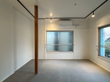 新宿区四谷の賃貸物件/素朴さに陰影を添えて