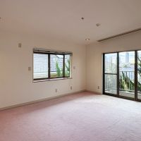 大田区田園調布の賃貸物件/約12畳の洋室