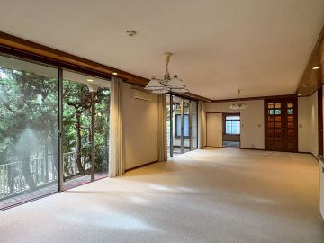 大田区田園調布の賃貸物件/都市と自然の間　- ガレージ付き -