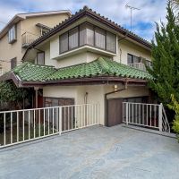 大田区田園調布の賃貸物件/ガレージの上のスペース