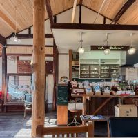 青梅市滝ノ上町の売買物件/物件の近くにある「カフェコロン」。青梅駅周辺には雰囲気のいいお店がたくさんあります！